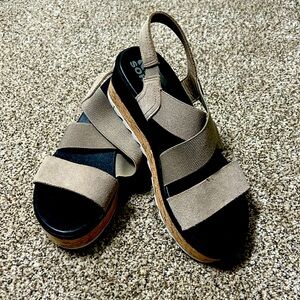 Sorel Women's Cameron Flatform Slingback Sandals